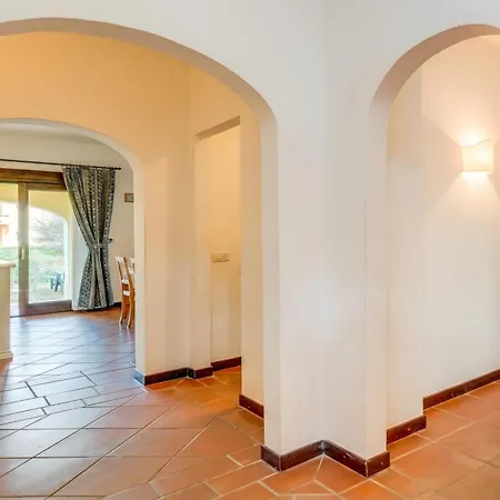 Villa Sea 1km From The - Happy *
